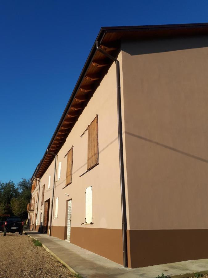 Il Noccioletto Bed & Breakfast Mombaruzzo Dış mekan fotoğraf