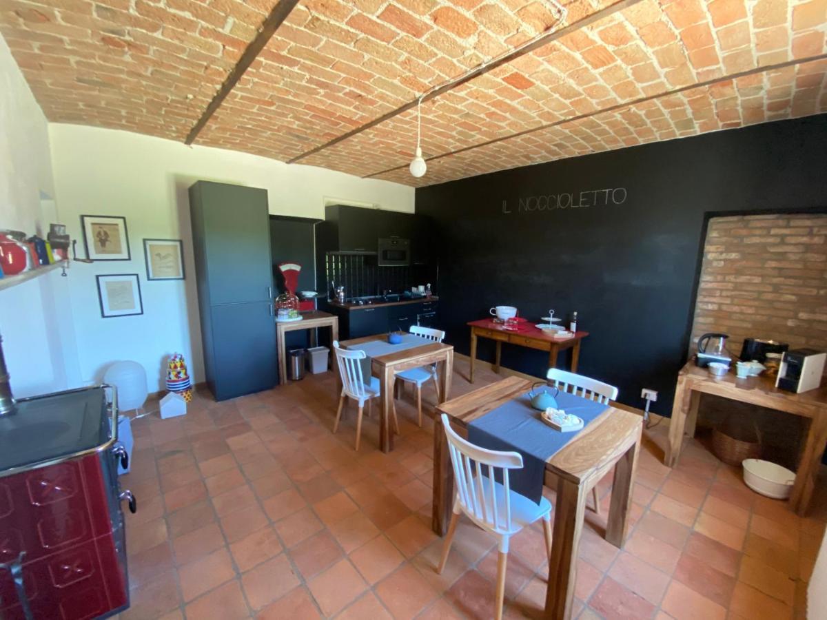 Il Noccioletto Bed & Breakfast Mombaruzzo Dış mekan fotoğraf