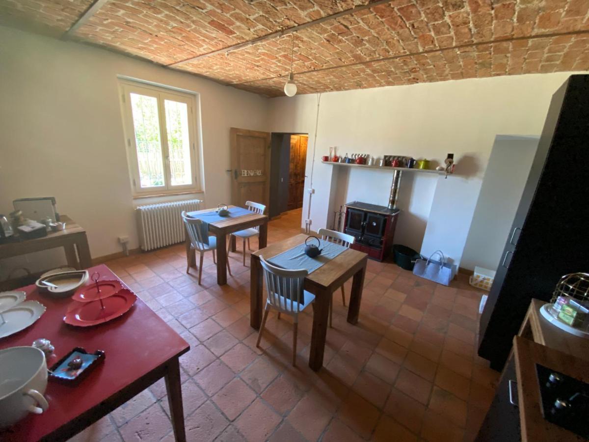 Il Noccioletto Bed & Breakfast Mombaruzzo Dış mekan fotoğraf