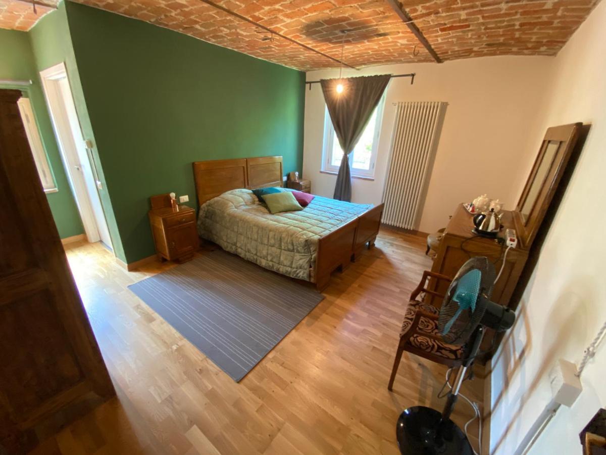 Il Noccioletto Bed & Breakfast Mombaruzzo Dış mekan fotoğraf